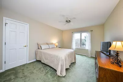 304 Camarie Court, Naperville, IL 60540 - Photo 20