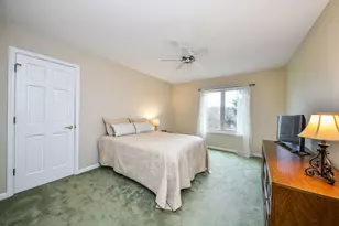 304 Camarie Ct, Naperville, IL 60540 - Photo 20