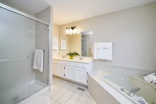 304 Camarie Ct, Naperville, IL 60540 - Photo 18