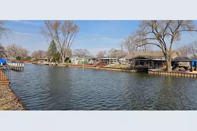 609 Monterrey Terrace, McHenry, IL 60050 - Photo 8