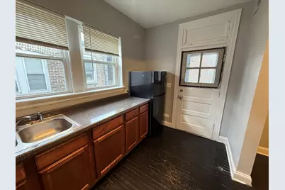 7344 N Damen Avenue #3, Chicago, IL 60645 - Photo 8