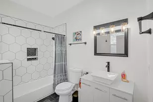 6511 S Evans Ave, Chicago, IL 60637 - Photo 14