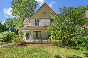 4816 Linscott Ave, Downers Grove, IL 60515 - Photo 2