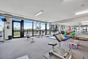 1071 W 15th St, Chicago, IL 60608 - Photo 28