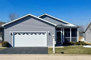 1542 Meadow View Ln, Grayslake, IL 60030 - Photo 1