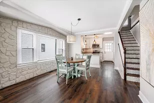 272 N Willow Rd, Elmhurst, IL 60126 - Photo 8