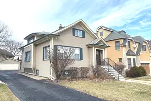 272 N Willow Rd, Elmhurst, IL 60126 - Photo 2