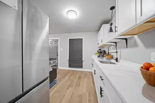 107 E 149th St, Harvey, IL 60426 - Photo 12