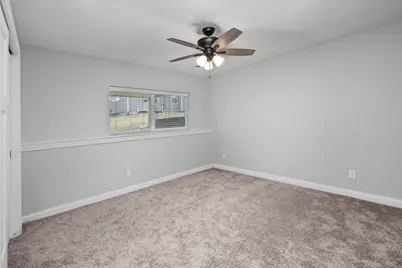 4709 Pheasant Creek Avenue, Davenport, IA 52807 - Photo 34