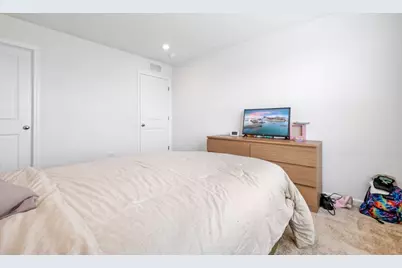 3001 Semple Way, Mundelein, IL 60060 - Photo 20