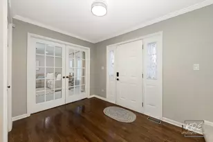 1524 Oswego Rd, Naperville, IL 60540 - Photo 4