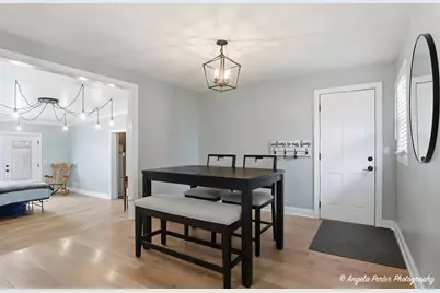 201 Panama Avenue, Hampshire, IL 60140 - Photo 2