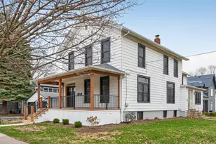 305 W Exchange St, Sycamore, IL 60178 - Photo 2