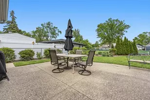 801 Delphia Ave, Elk Grove Village, IL 60007 - Photo 36