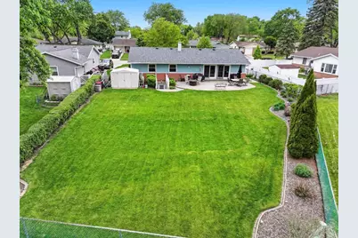 801 Delphia Avenue, Elk Grove Village, IL 60007 - Photo 40