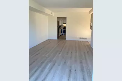 166 Chatham Court #B, Bloomingdale, IL 60108 - Photo 8