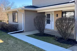 166 Chatham Ct, Bloomingdale, IL 60108 - Photo 1