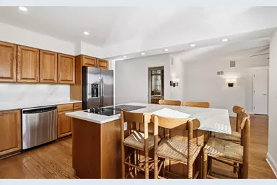 2019 E Avon Lane, Arlington Heights, IL 60004 - Photo 10