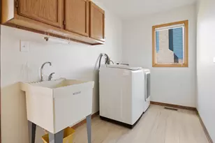 22100 Princeton Cir, Frankfort, IL 60423 - Photo 32