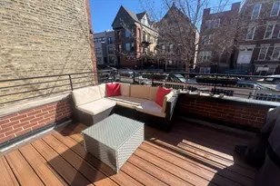 1308 N Bosworth Ave, Chicago, IL 60642 - Photo 2