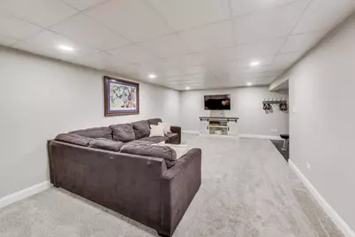 833 Fairlawn Avenue, Libertyville, IL 60048 - Photo 36