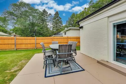 833 Fairlawn Avenue, Libertyville, IL 60048 - Photo 42