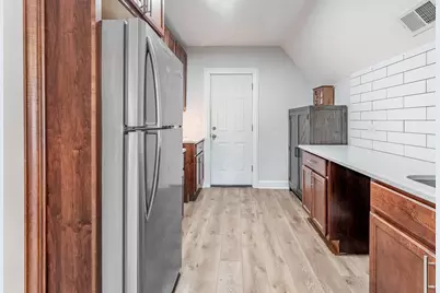 6337 W Patterson Avenue, Chicago, IL 60634 - Photo 16