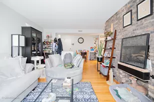 2201 N Cleveland Ave, Chicago, IL 60614 - Photo 4