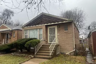 14218 S Wallace Ave, Riverdale, IL 60827 - Photo 2