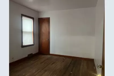 14218 S Wallace Avenue, Riverdale, IL 60827 - Photo 6