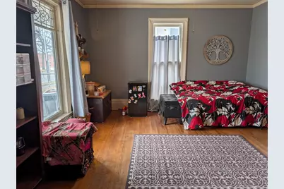 709 W Lincoln Boulevard, Freeport, IL 61032 - Photo 2