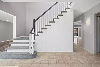 1100 Hidden Lake Drive, Buffalo Grove, IL 60089 - Photo 2