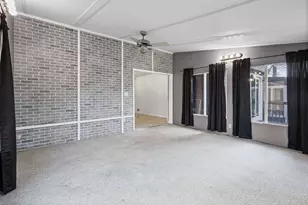 1100 Hidden Lake Dr, Buffalo Grove, IL 60089 - Photo 12