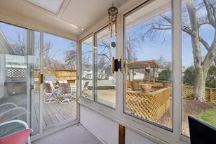 710 Maple Ln, Darien, IL 60561 - Photo 28