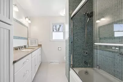 710 Maple Lane, Darien, IL 60561 - Photo 16