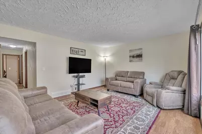 5332 31st Avenue Court, Moline, IL 61265 - Photo 8