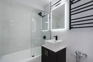 3950 N Lake Shore Dr, Chicago, IL 60613 - Photo 16