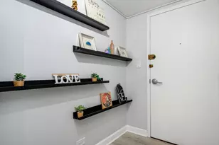 3950 N Lake Shore Dr, Chicago, IL 60613 - Photo 18