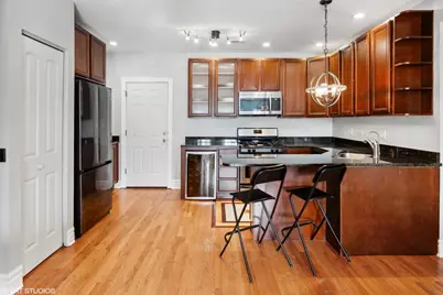 6301 N Richmond Street #2, Chicago, IL 60659 - Photo 4