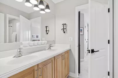 427 Newcastle Drive, Cary, IL 60013 - Photo 28