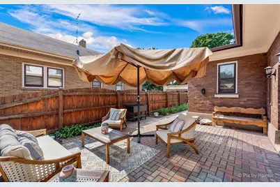 585 Park Street, Elgin, IL 60120 - Photo 40