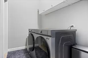 2343 N Leavitt St, Chicago, IL 60647 - Photo 18