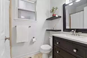 2343 N Leavitt St, Chicago, IL 60647 - Photo 12