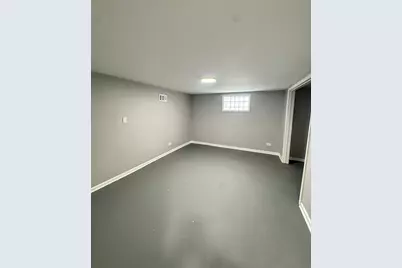 201 E 140th Place, Dolton, IL 60419 - Photo 34