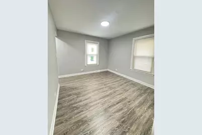 201 E 140th Place, Dolton, IL 60419 - Photo 12