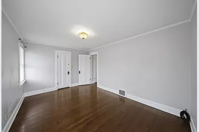 1113 S 7th Avenue, Maywood, IL 60153 - Photo 12