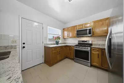 1113 S 7th Avenue, Maywood, IL 60153 - Photo 12