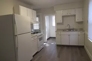 149 6th St, Silvis, IL 61282 - Photo 4