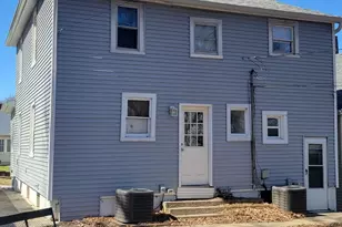 149 6th St, Silvis, IL 61282 - Photo 2