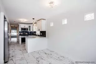 9006 S Wallace St, Chicago, IL 60621 - Photo 18